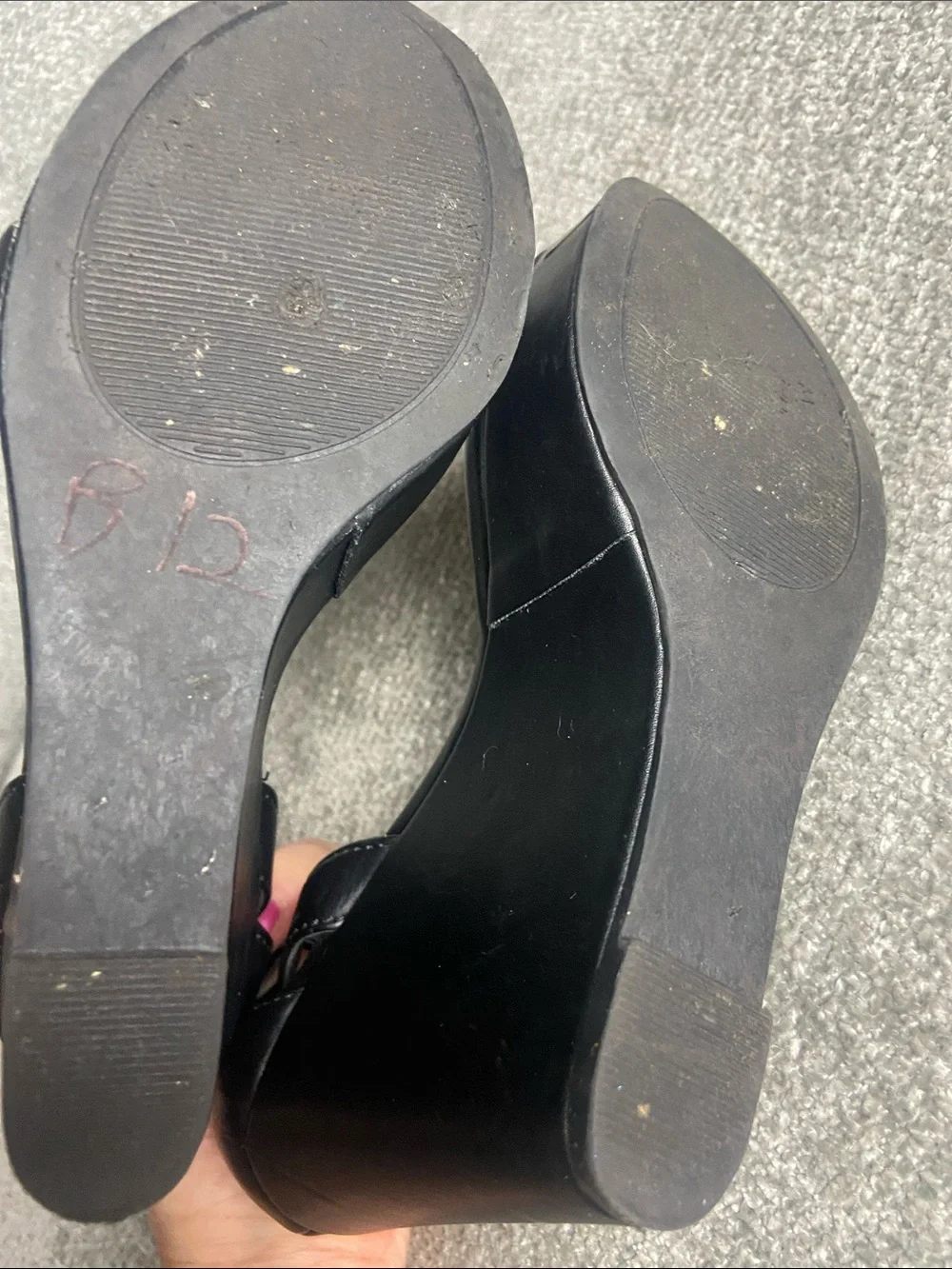 Sugar Women’s Black Wedge Sandals with Chain Accent size 6 M